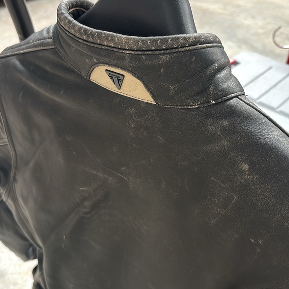 Triumph Raven Motorcycle Jacket - Picture 11 of 16